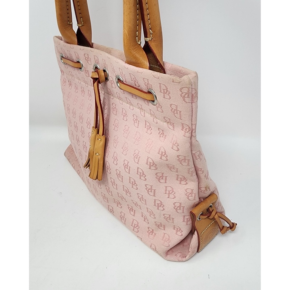 Dooney &Bourke Signature Tassel Tote Pink Monogram Canvas Tan Leather Trim - Picture 2 of 11